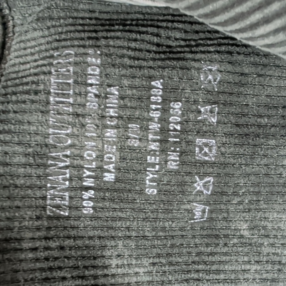 Snap Front Ribbed Padded Bralettes - Picture 5 of 7